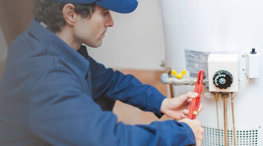 Local water heater installation in Deer Creek, IL